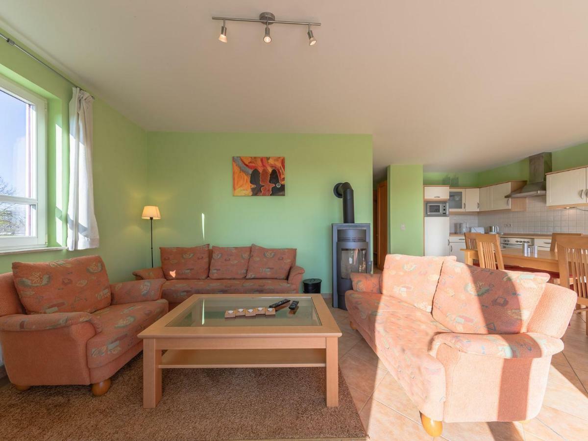 Ferienwohnungen Am Storchennest Göhren-Lebbin Zimmer foto