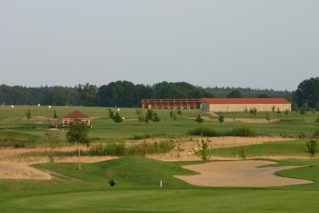Ferienwohnungen Am Storchennest Göhren-Lebbin Exterior foto